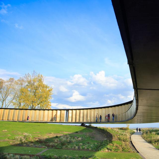 Anneau de la Mémoire, Notre Dame de Lorette, Ablain-Saint-Nazaire