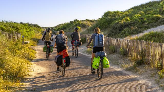 Baie de Somme, La Mollière d'Aval, Le Hourdel, la route blanche